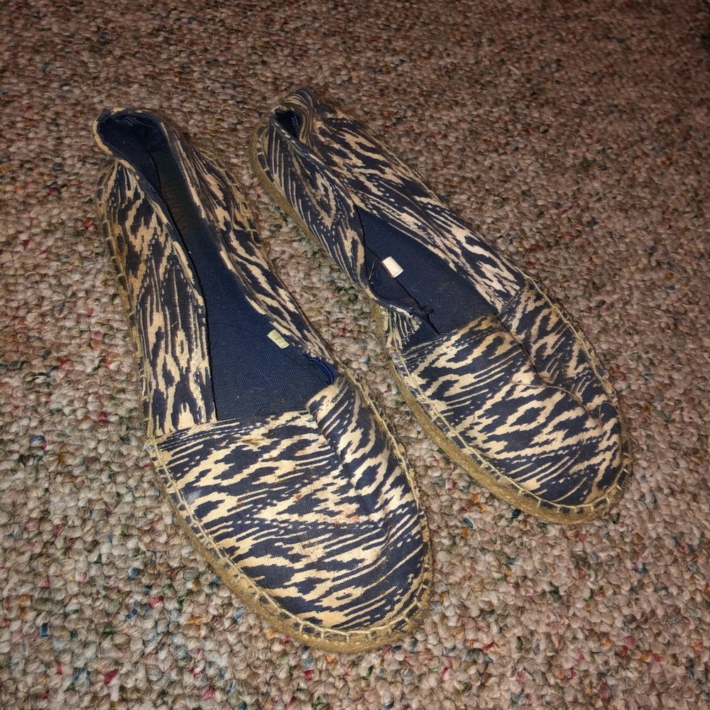 Target slip on canvas shoes